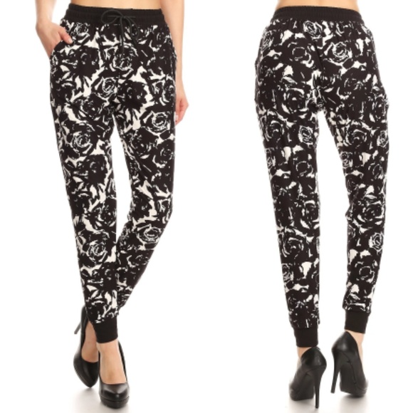 Love It Pants - B2G1 5 STAR NWT Rose Print Soft Knit Joggers